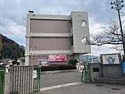 広島市立楠那中学校まで900m