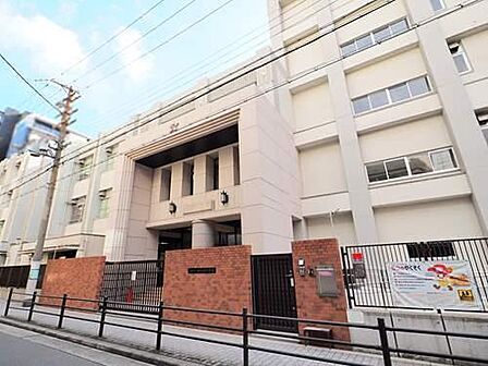 【周辺】大阪市立西天満小学校