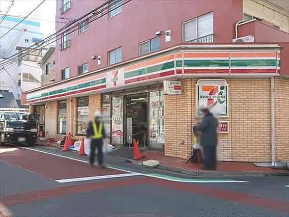 セブンイレブン...