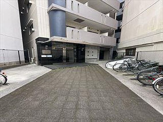 エントランス（...