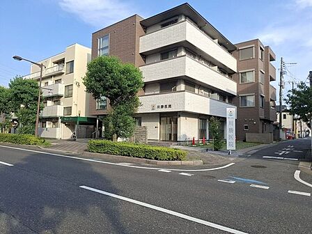 川勝医院 410m
