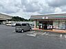 周辺：セブンイレブン伊勢原高森店 770m