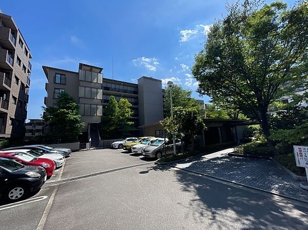 駐車場を拡大表示