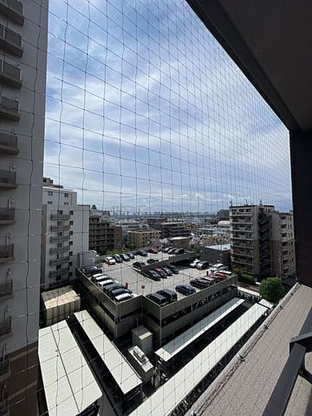 南西向きバルコニーからの眺望