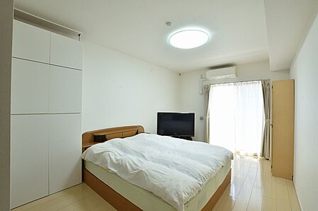 南側洋室約9.0帖