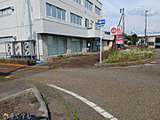 前面道路への入り口