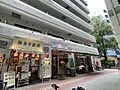 マンション1階...