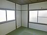 室内：2階6帖和室