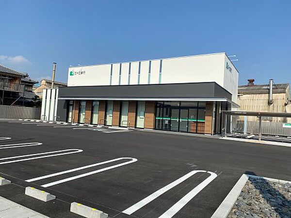 画像24:【銀行】三十三銀行阿倉川支店まで1482ｍ