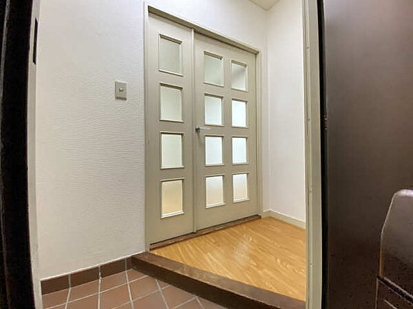 画像17:玄関
