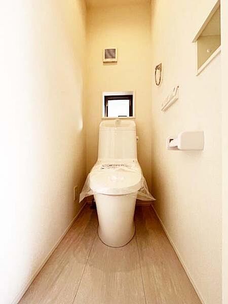 トイレを拡大表示