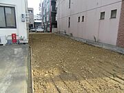 コンビニ（ローソン）から徒歩1分バス停目の前