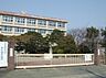周辺：与進小学校