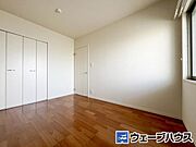 しっかりとした収納付きの居室です！