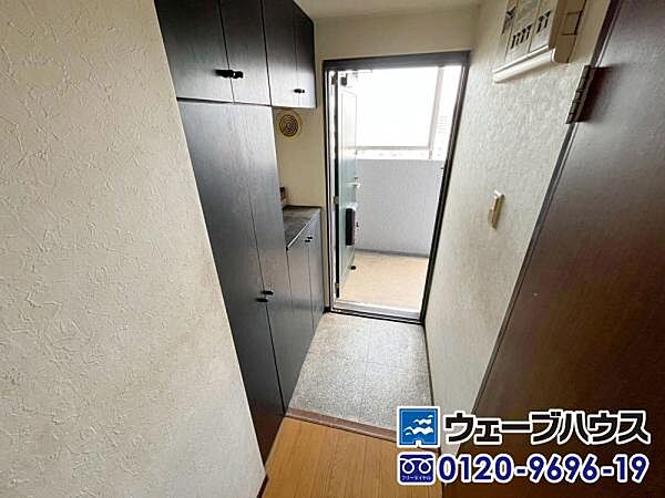 玄関を拡大表示