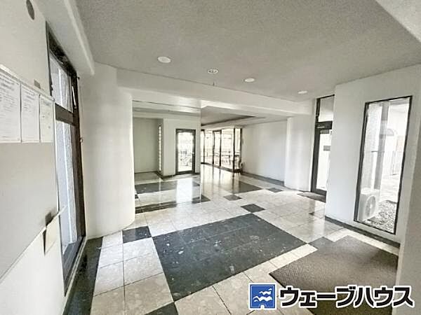 エントランスを拡大表示
