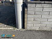 境界（右）