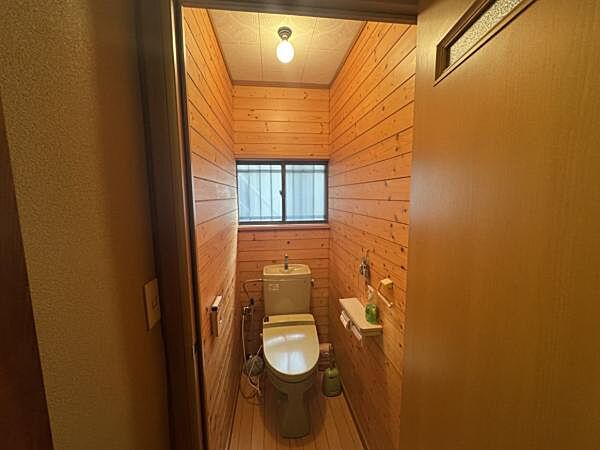 トイレを拡大表示