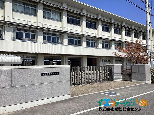 周辺を拡大表示