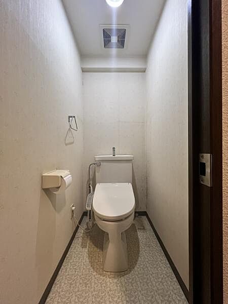 トイレを拡大表示