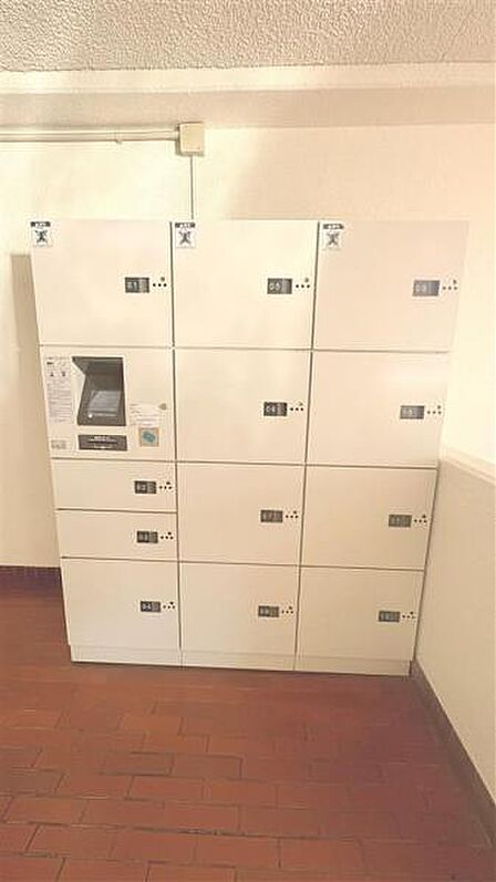 宅配ボックス