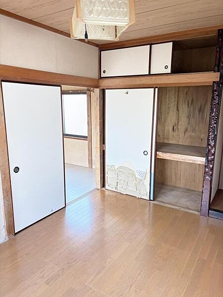 洋室を拡大表示