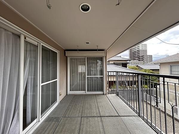 バルコニーを拡大表示
