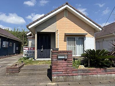外観:平屋建て2LDK中古住宅 外観:平屋建て2LDK中古住宅