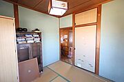 2階和室 収納もあり、広々とした和室です！