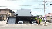 駐車スペース4台可能です！