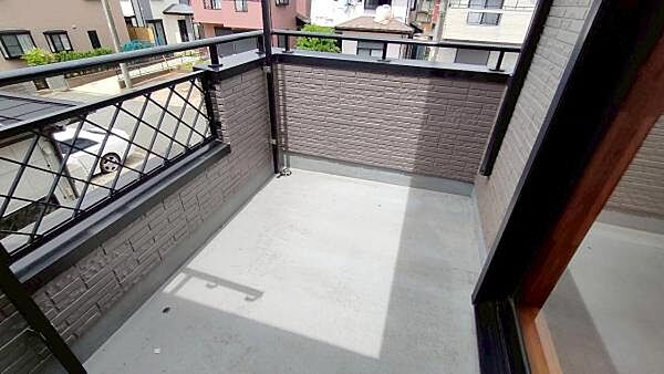 バルコニーを拡大表示