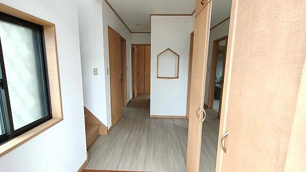 玄関を拡大表示