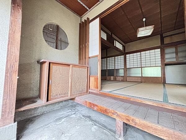 玄関
