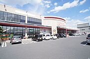 スーパー：かましん下館店まで車で3分（1．2ｋｍ）【営業時間】9：00～23：00