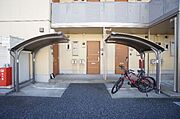 敷地内屋根付き駐輪場