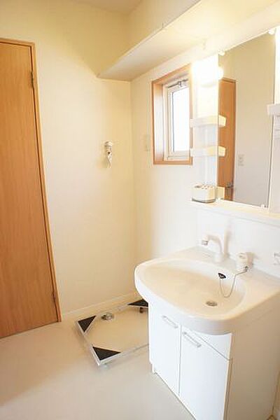 detached 栃木県佐野市堀米町615-3

地図を見る