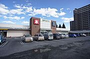 ■周辺施設■　カルチャーコンビニエンスのビッグワンＴＳＵＴＡＹＡ　鹿沼店まで車で3分（1．2Ｋｍ）♪