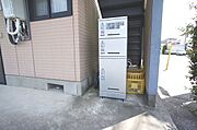 ■ネットショッピング利用者には重宝される宅配ＢＯＸ