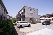駐車場もございます。詳しい空き状況は窓口までお問合せ下さいませ。