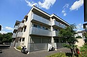 【　プレジール　II】安心のオートロック！防犯カメラ付！重量鉄骨造3階建マンション！