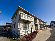 Ｗｉ－Ｆｉ無料・敷地内駐車場1台無料・防犯カメラ付き・宅配ボックス付きのシャーメゾンです。