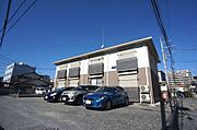 ☆全戸窓手摺、電動シャッター付です☆