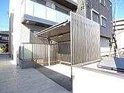 屋根付き駐輪場です。