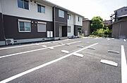 ☆敷地内に駐車場2台付です☆