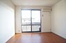 室内：◆南洋室◇　お部屋入口付近からの撮影。嬉しいエアコン付き！！