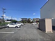 駐車場2台付き☆