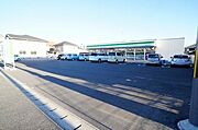 ファミリーマート市原五井白金通り店まで徒歩6分（430ｍ）