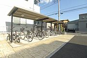 屋根付きの駐輪場もあります！！