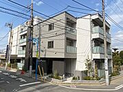積水ハウス施工の3階建て重量鉄骨造の賃貸住宅『シャーメゾン』