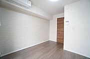 【洋室】カラーＴＶモニターホンは来客時にお顔を見ながらお話ができて安心です◎